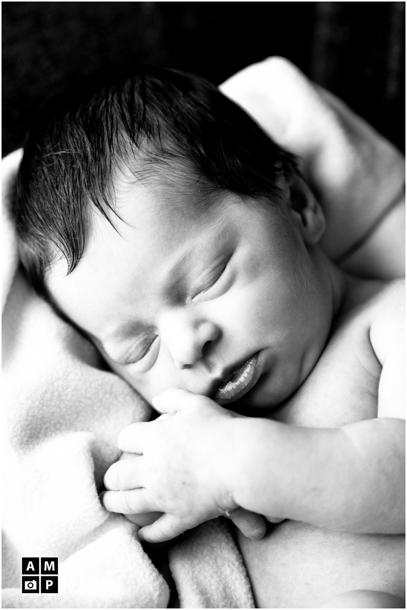 "Newborn-Baby-Photographer-in-London"